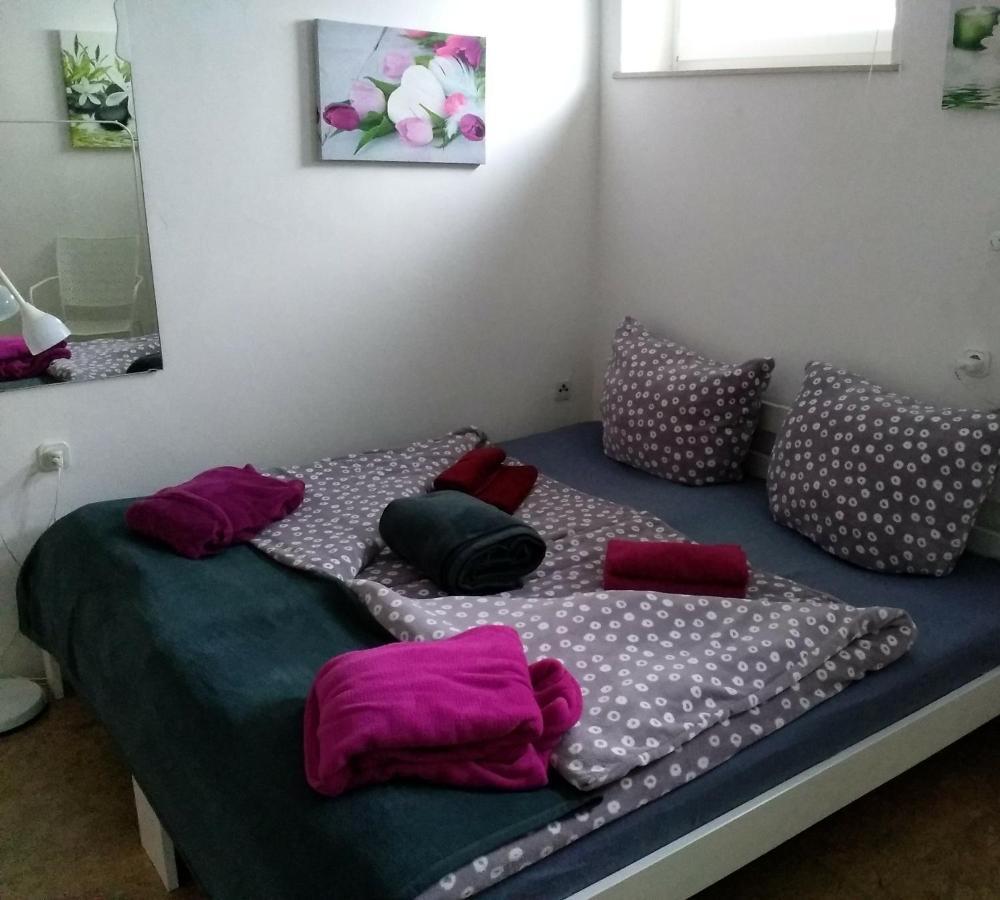 Ferienwohnungen Wie Im Sueden Großostheim Esterno foto