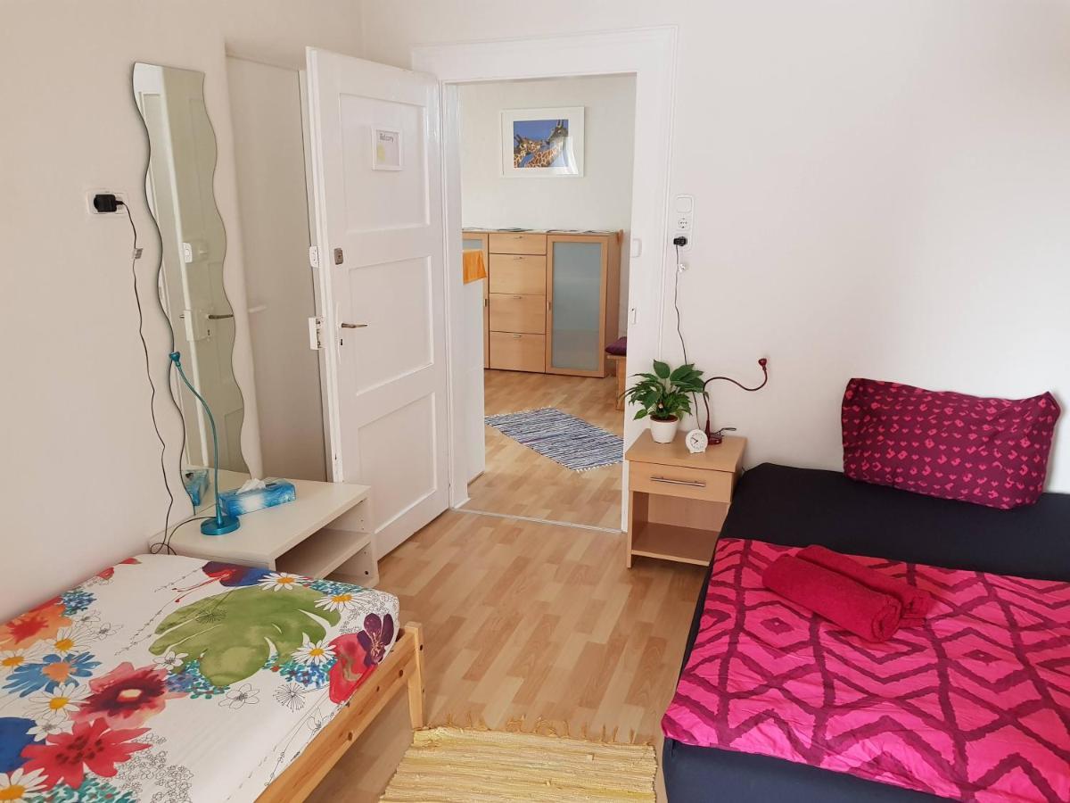 Ferienwohnungen Wie Im Sueden Großostheim Esterno foto